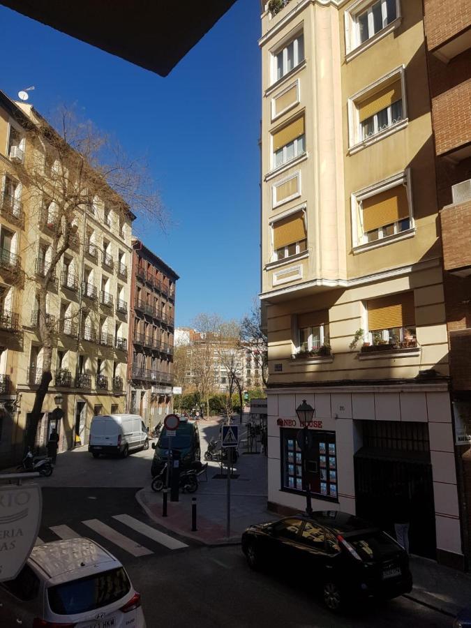 Hostel Palafox 23 Madryt Zewnętrze zdjęcie