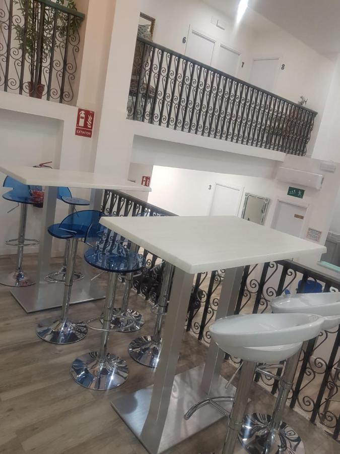 Hostel Palafox 23 Madryt Zewnętrze zdjęcie
