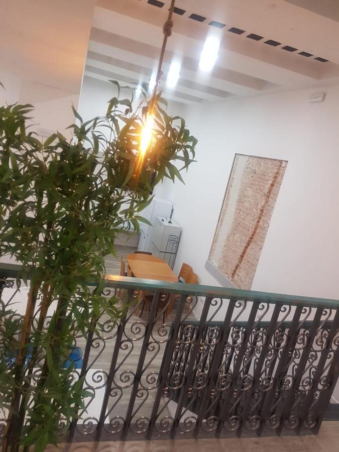 Hostel Palafox 23 Madryt Zewnętrze zdjęcie