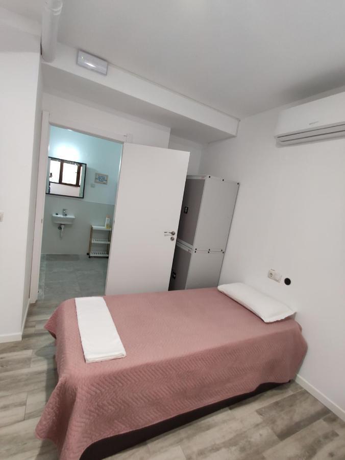 Hostel Palafox 23 Madryt Zewnętrze zdjęcie