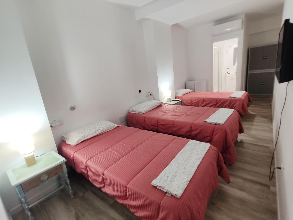 Hostel Palafox 23 Madryt Zewnętrze zdjęcie